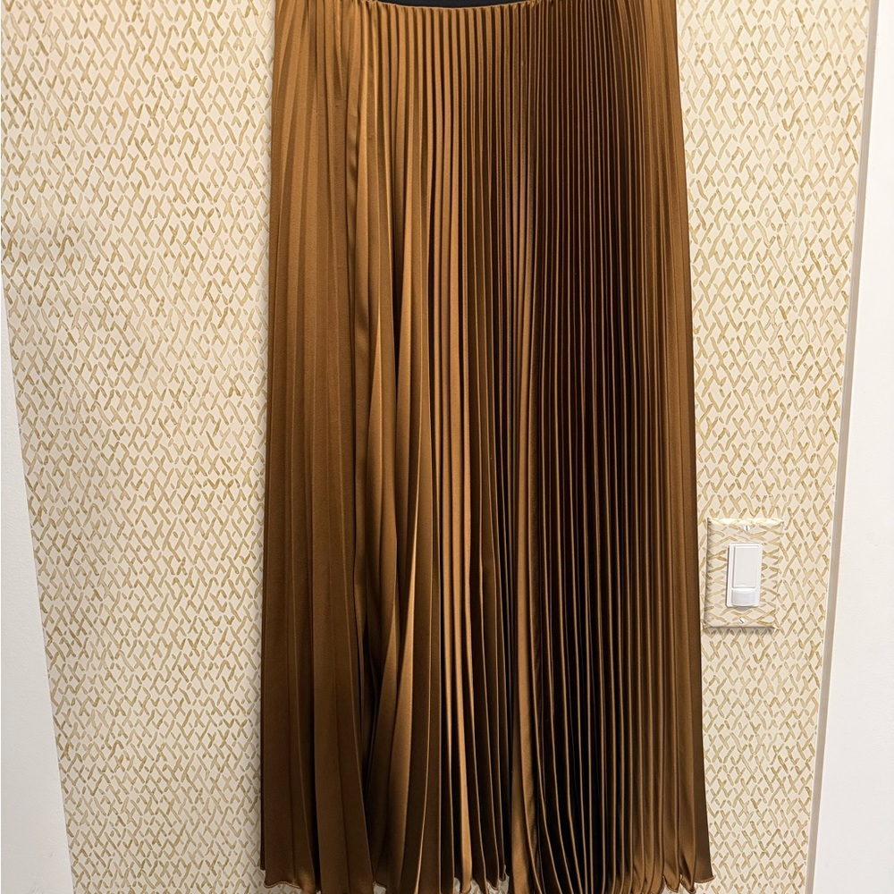 Chic Tan Pleated Maxi Skirt